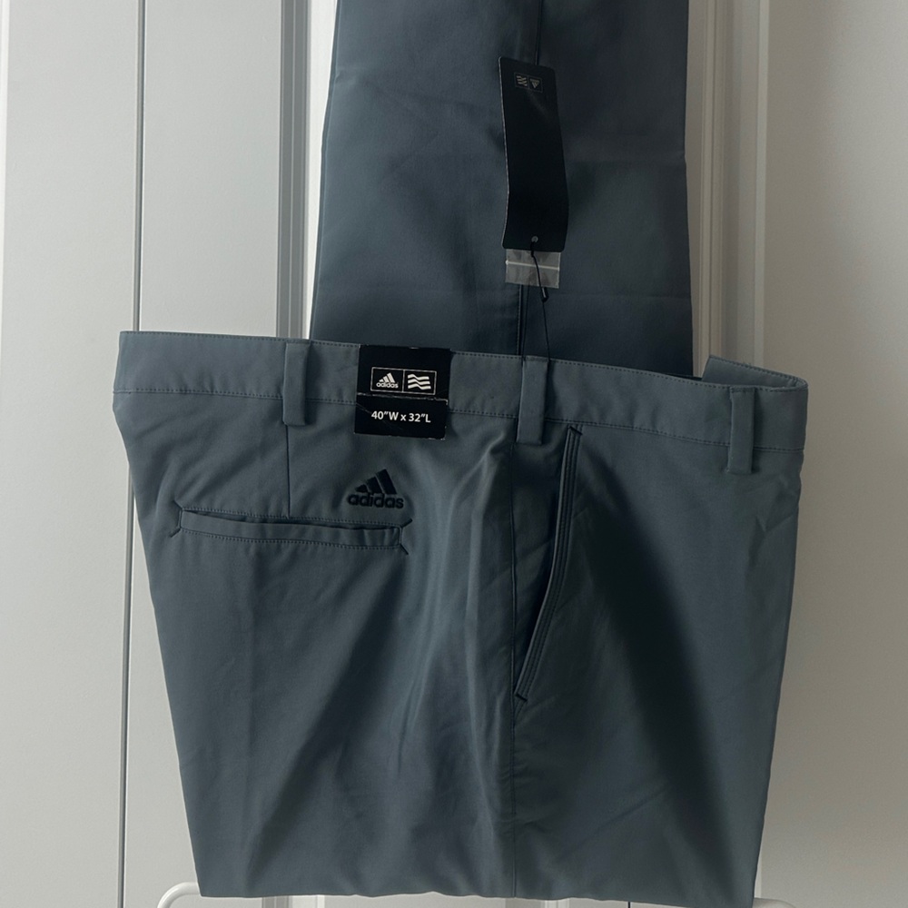 Adidas Men's Cargo Pants in Dark Gray